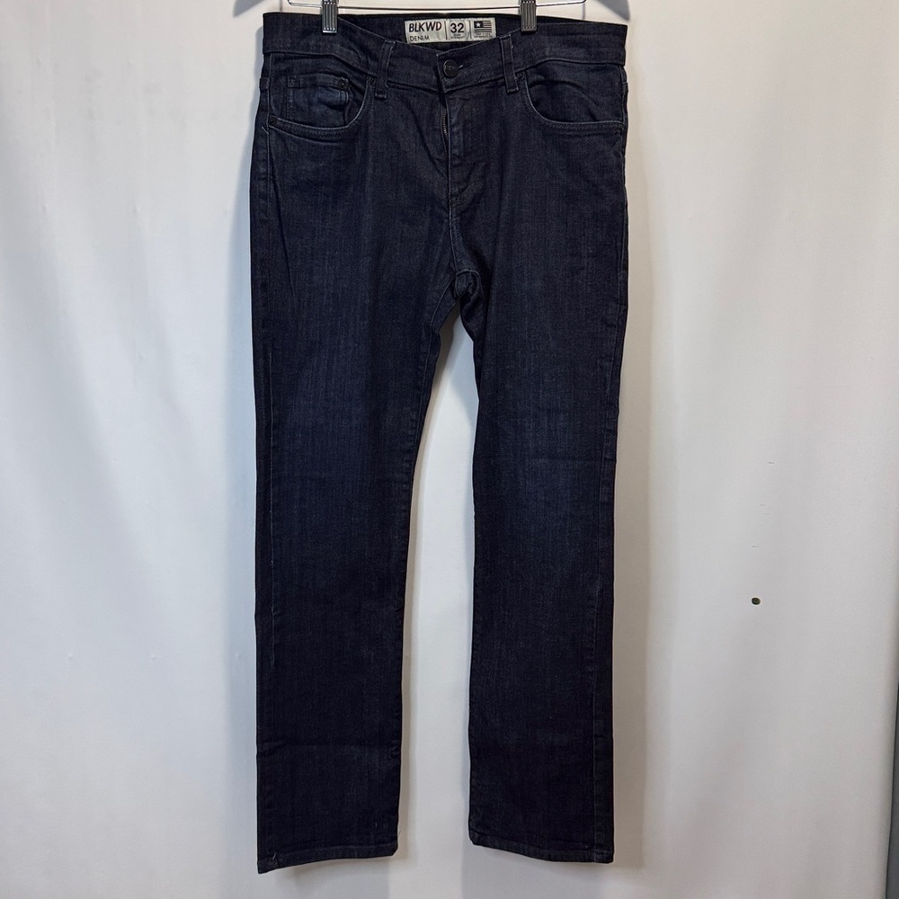 BLKWD Men’s Dark Slim Straight Jeans EUC
Size 32